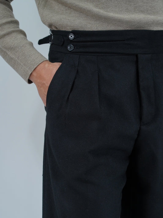 Gurkha biforcato in flanella nero fondo 23cm