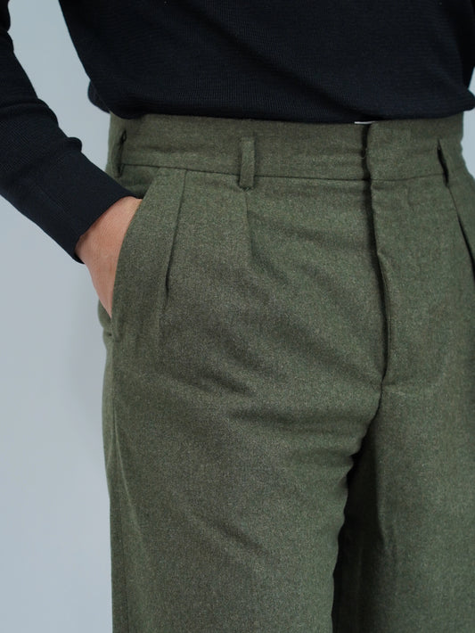 Gurkha con passanti in flanella verde foresta fondo 23cm