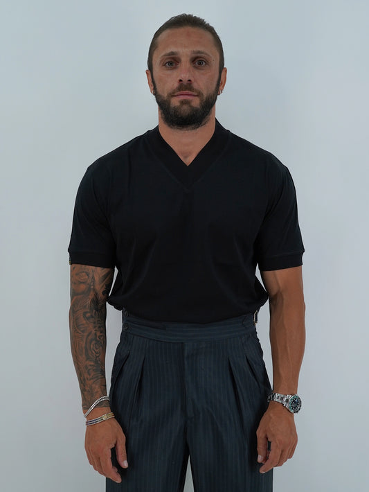 T-Shirt in Filo di Scozia | Scollo a V| Nero