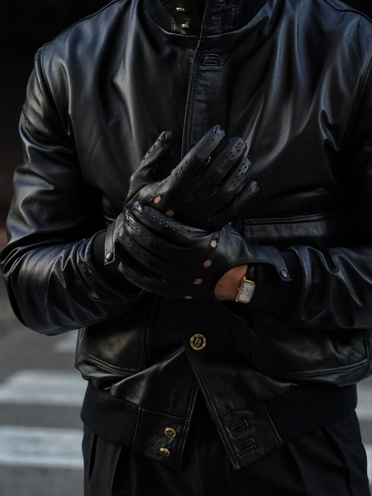 Guanto forato in pelle di capra nera