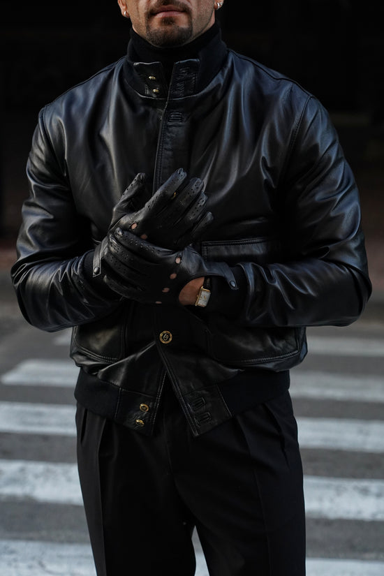 Guanto forato in pelle di capra nera