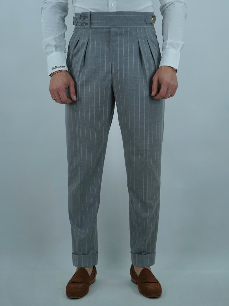 Gurkha grigio gessato con 4 bottoni e fibbie stringenti laterali