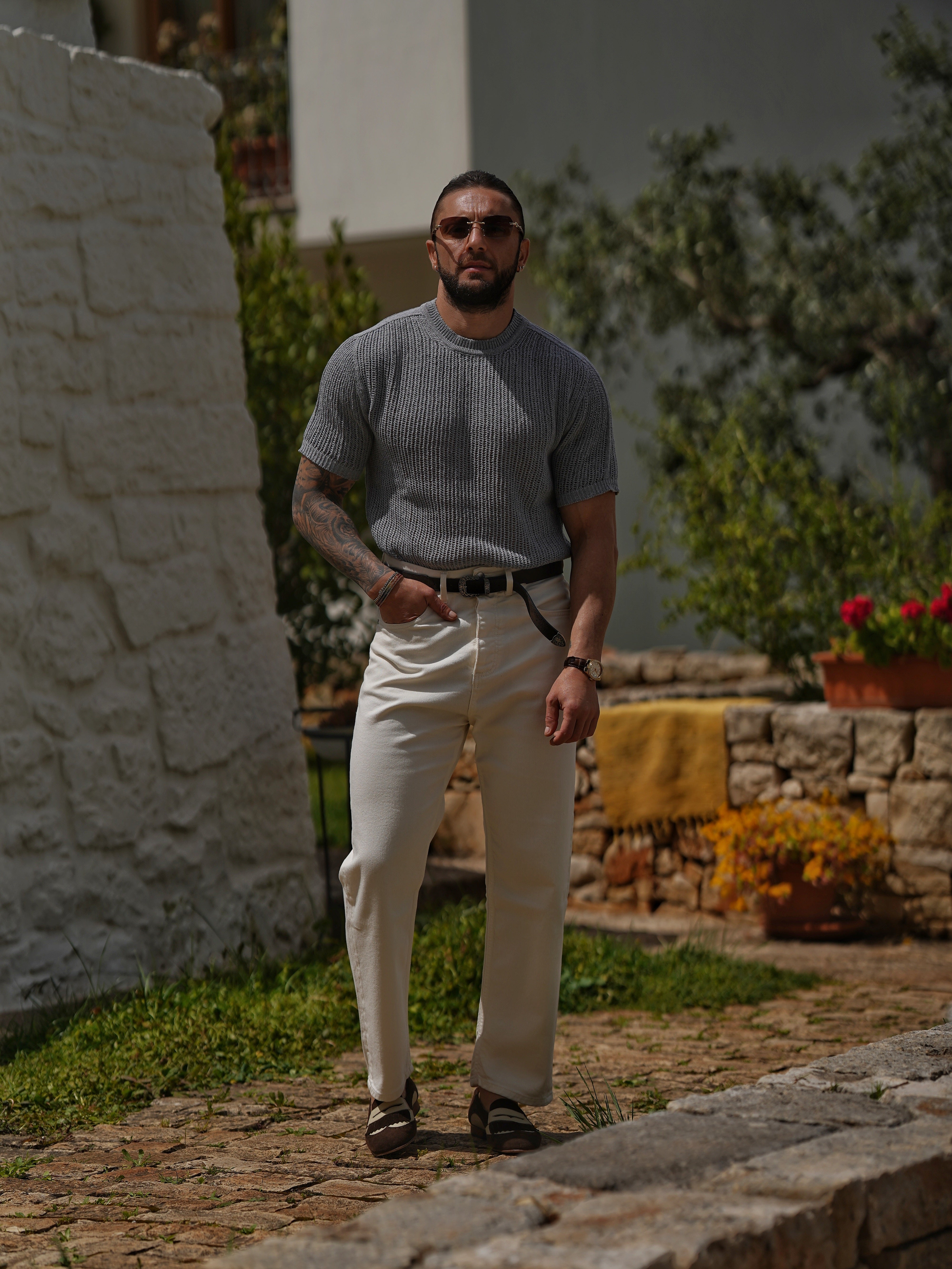 T-shirt forata grigio fumo