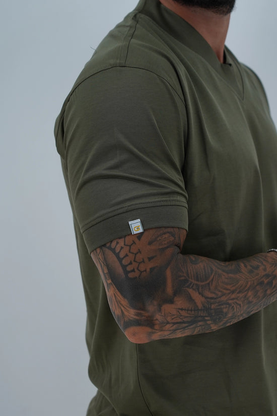 T-Shirt in Filo di Scozia | Scollo a V| Verde Militare