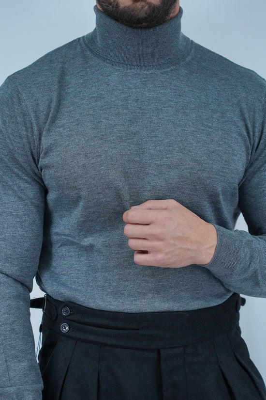 Dolcevita in filo grigio