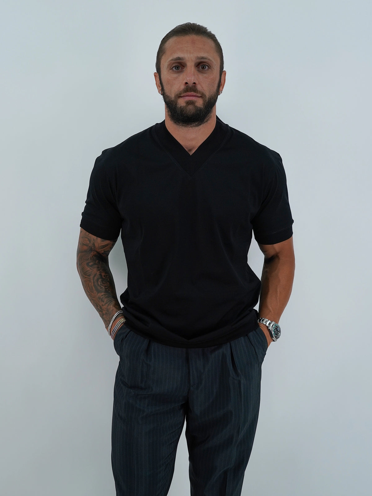 T-Shirt in Filo di Scozia | Scollo a V| Nero