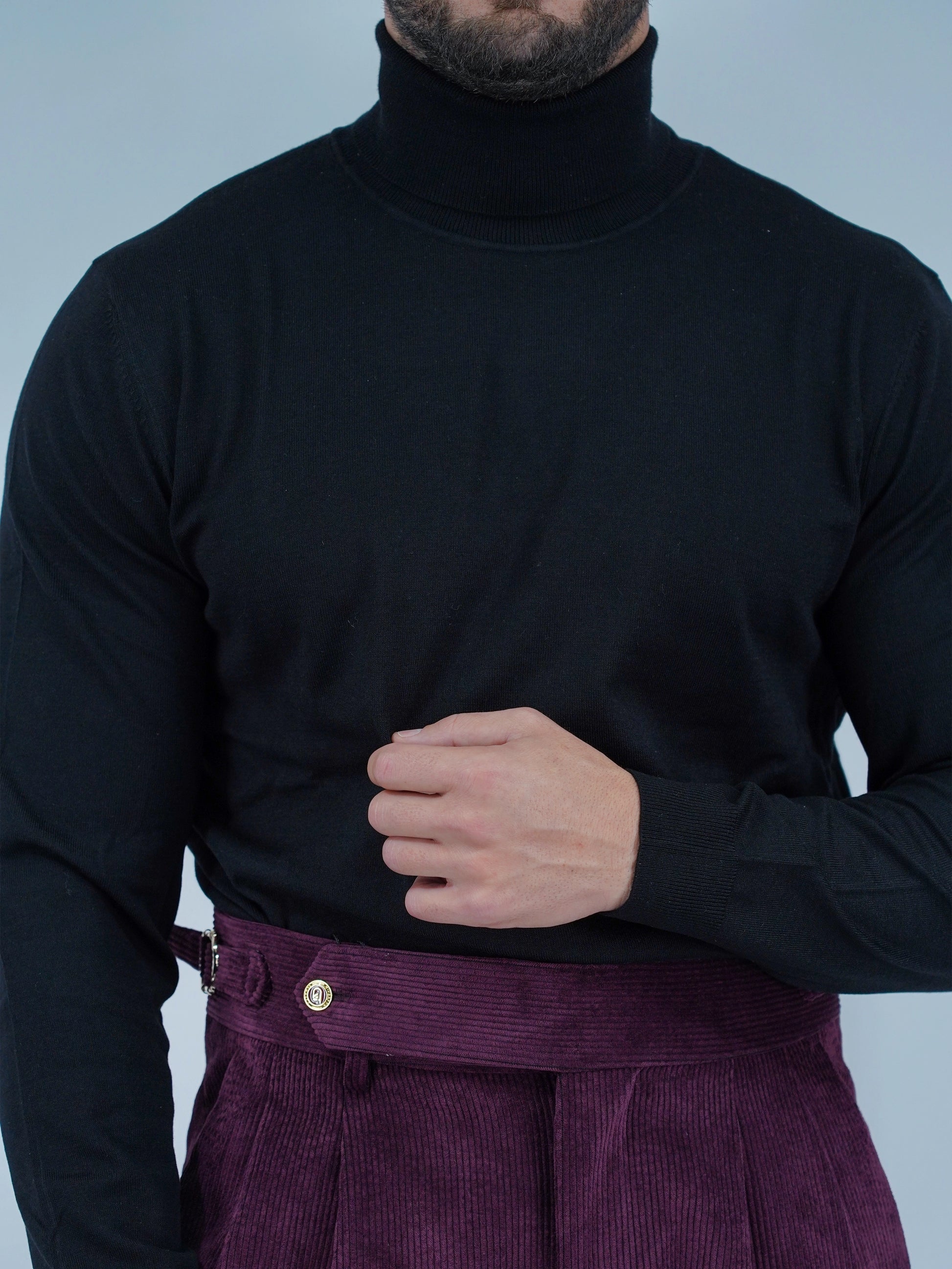 Dolcevita in filo nero