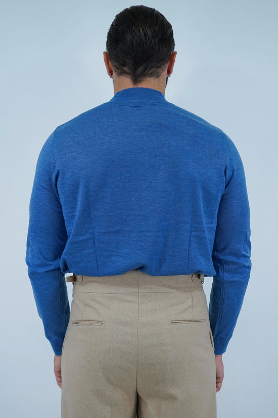 Lupetto in filo azzurro