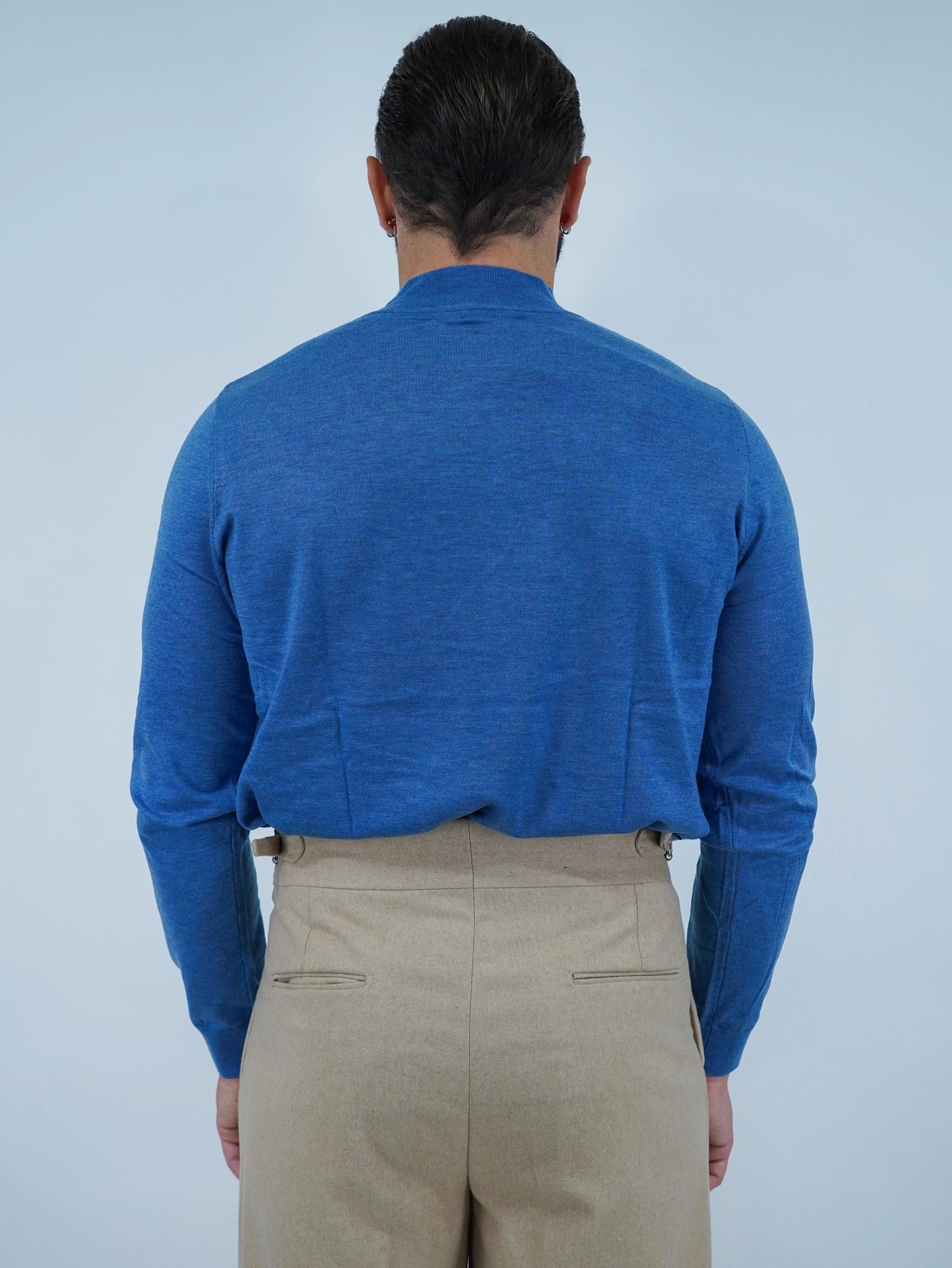 Lupetto in filo azzurro