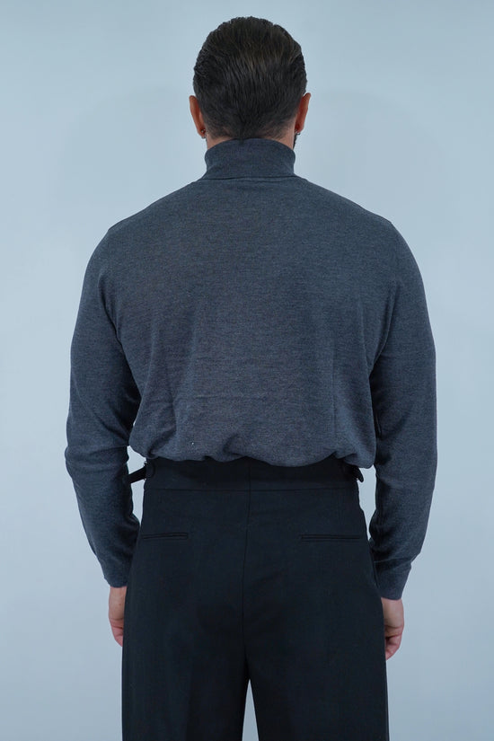 Dolcevita in filo antracite