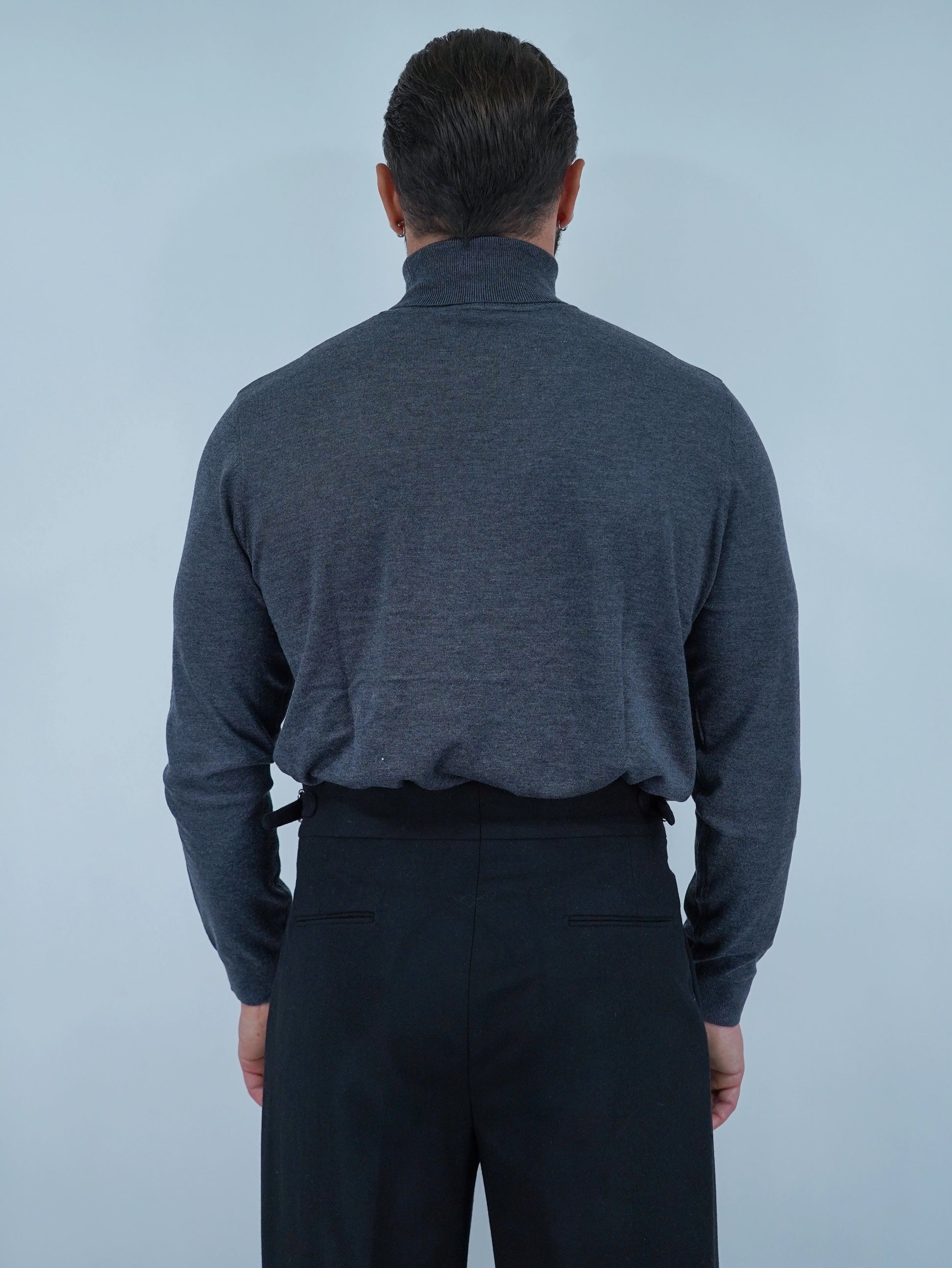 Dolcevita in filo antracite