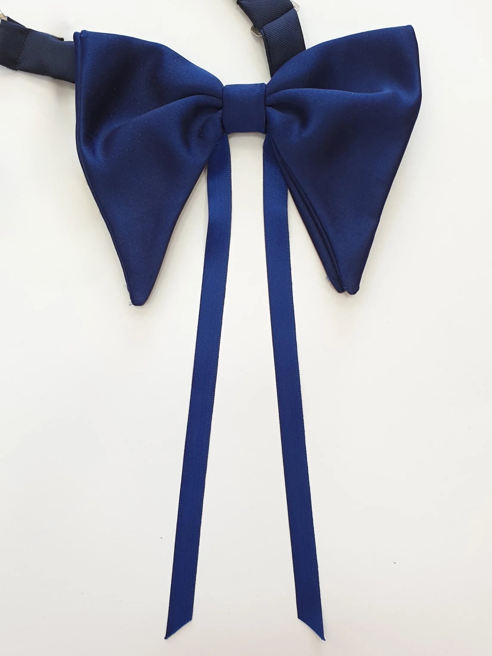 Papillon modello batman in raso blu