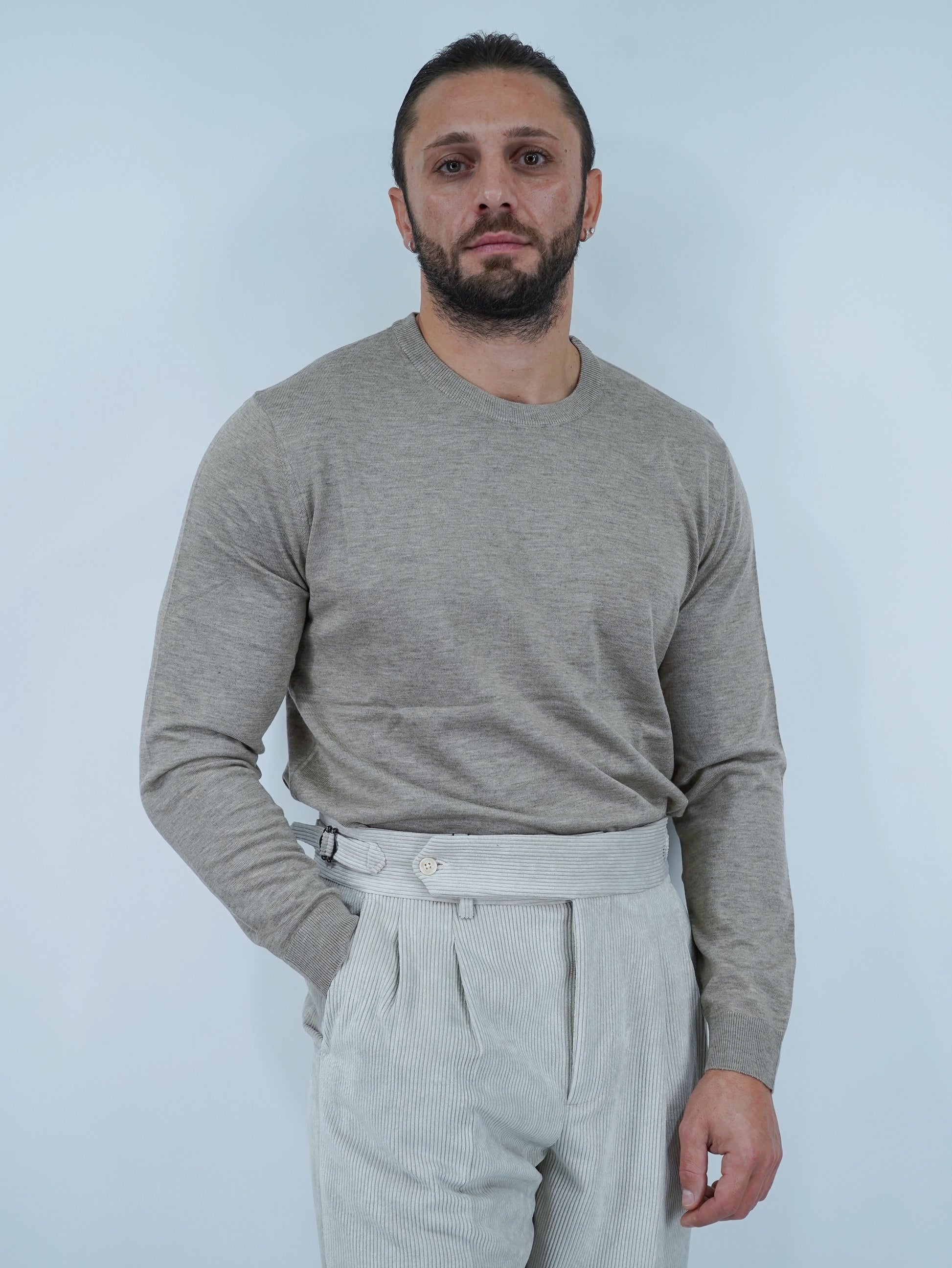 Girocollo in filo beige