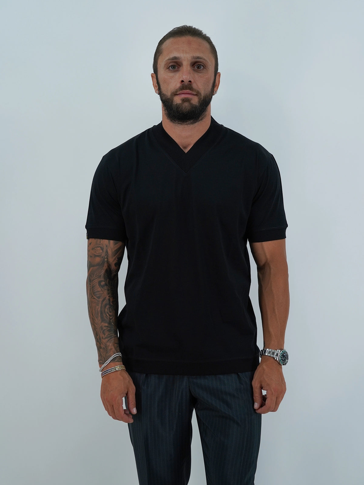 T-Shirt in Filo di Scozia | Scollo a V| Nero