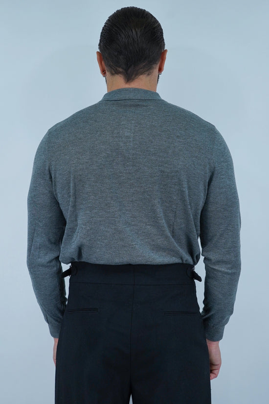 Polo con bottoni in filo grigio