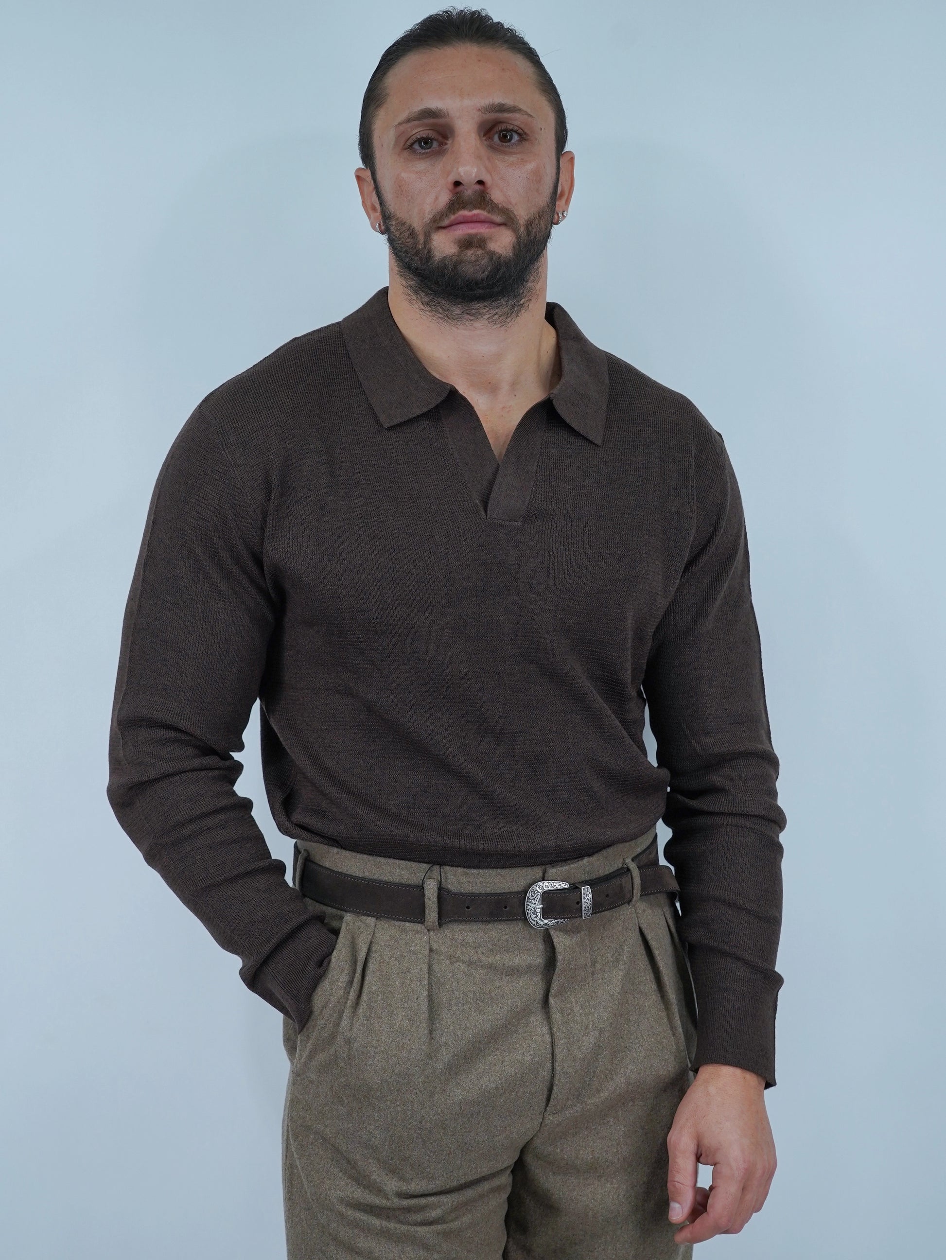 Polo senza bottoni in filo caffè