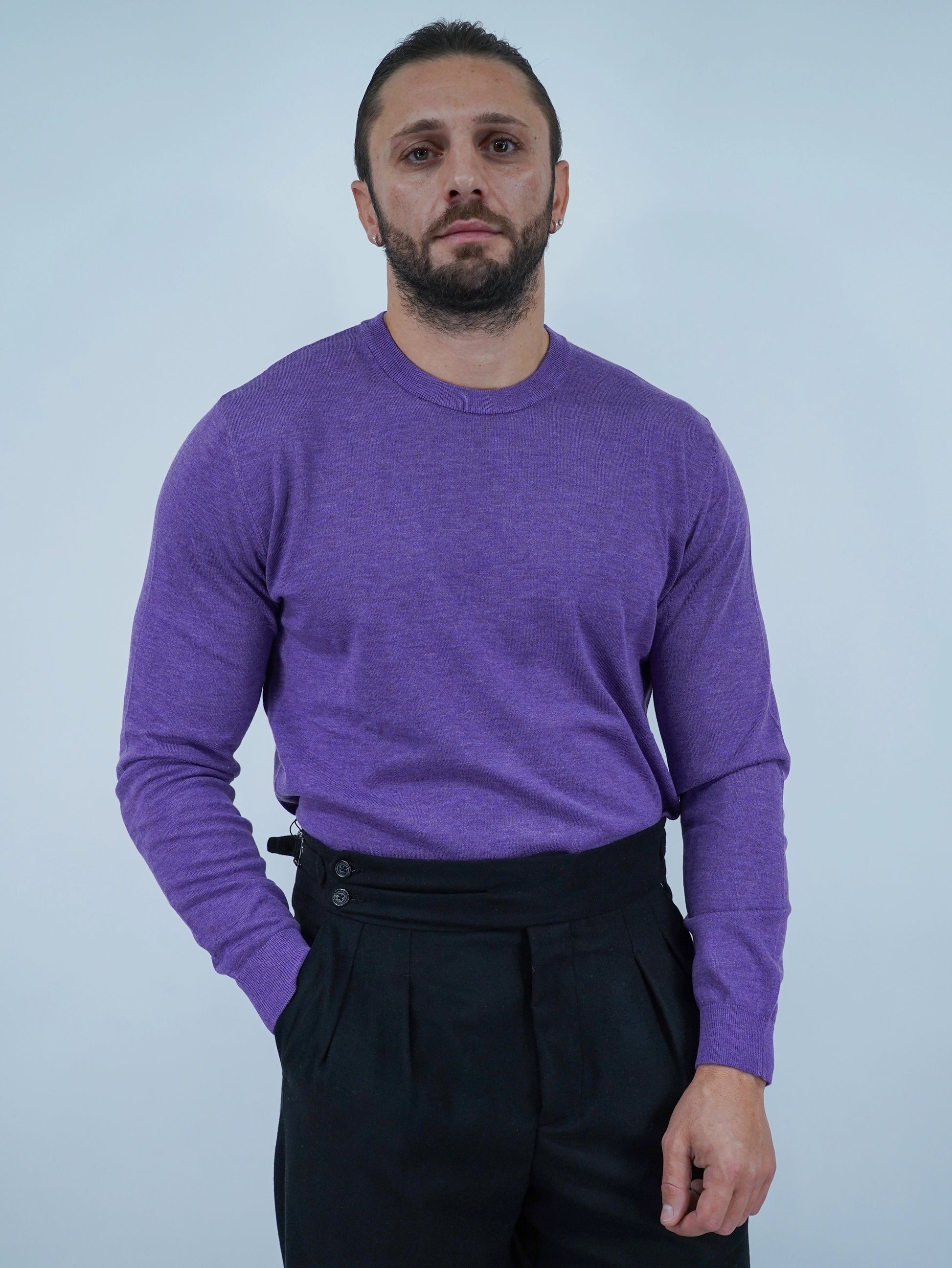 Girocollo in filo viola