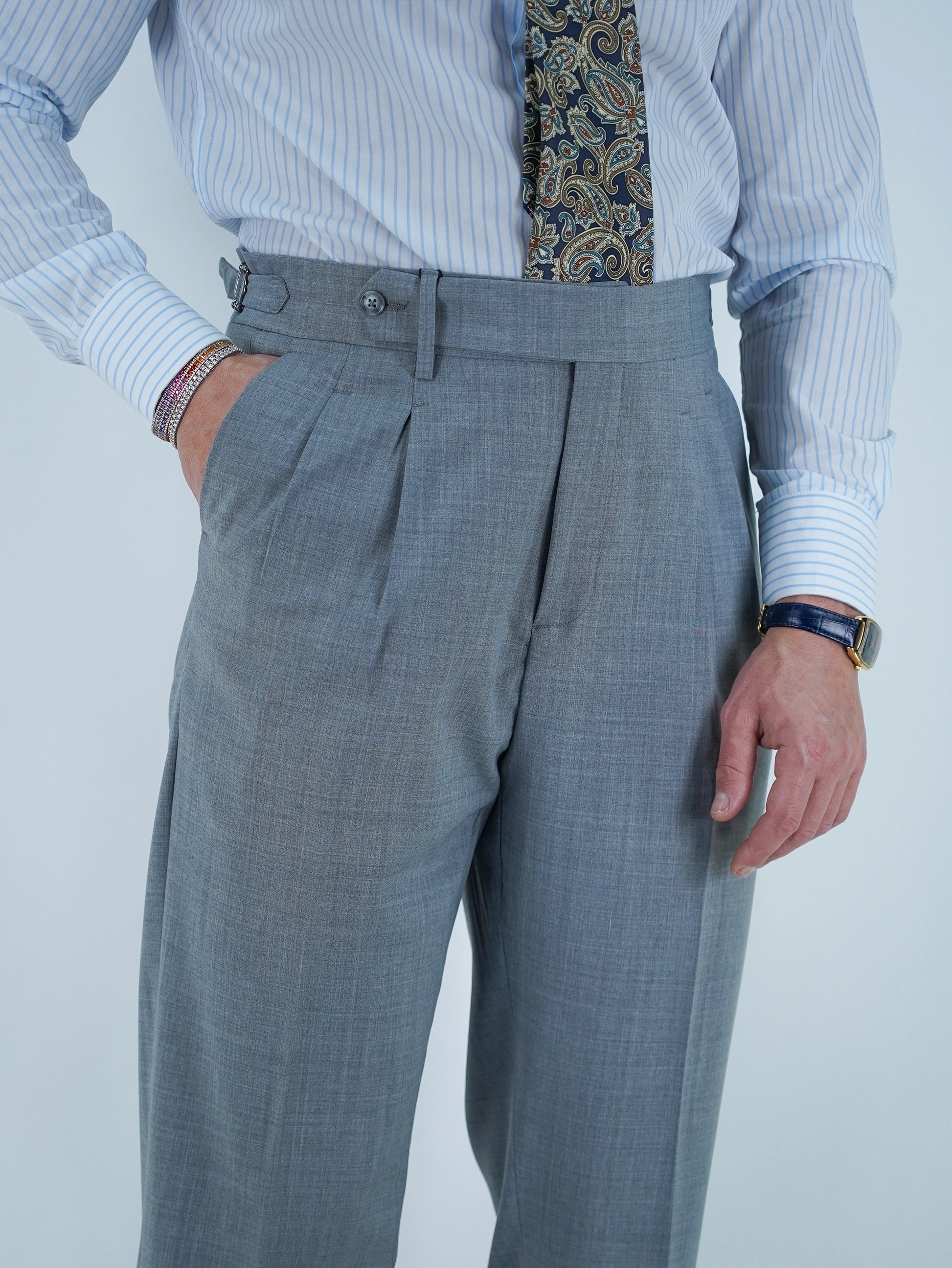 Gurkha 1 bottone - Fondo 20/23cm | Doppia Fibbia Regolabile | Grigio Urbano