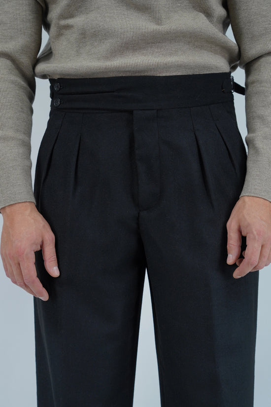 Gurkha biforcato in flanella nero fondo 23cm