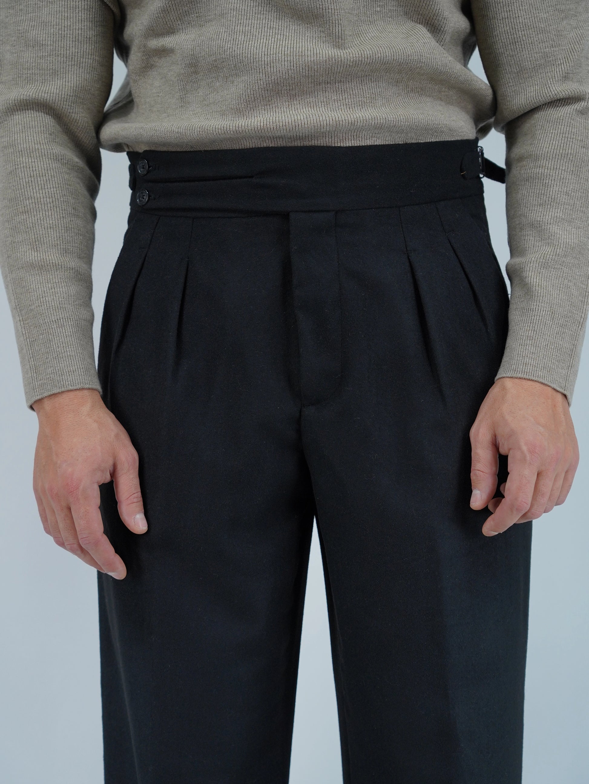 Gurkha biforcato in flanella nero fondo 23cm