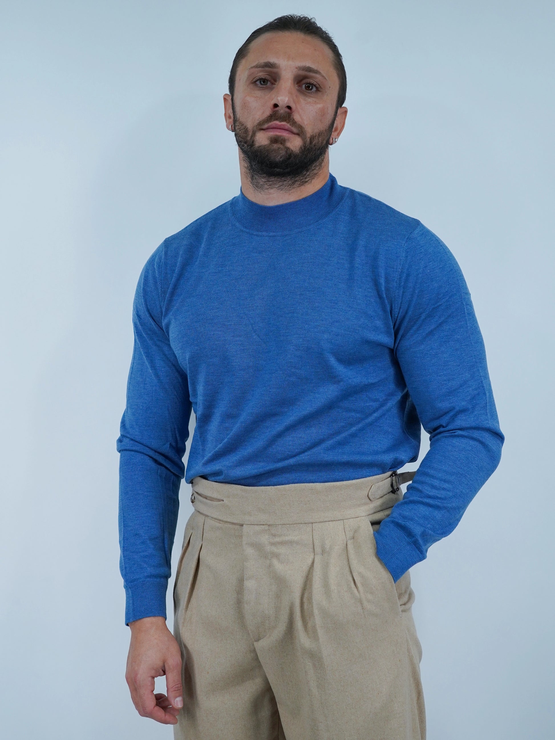 Lupetto in filo azzurro