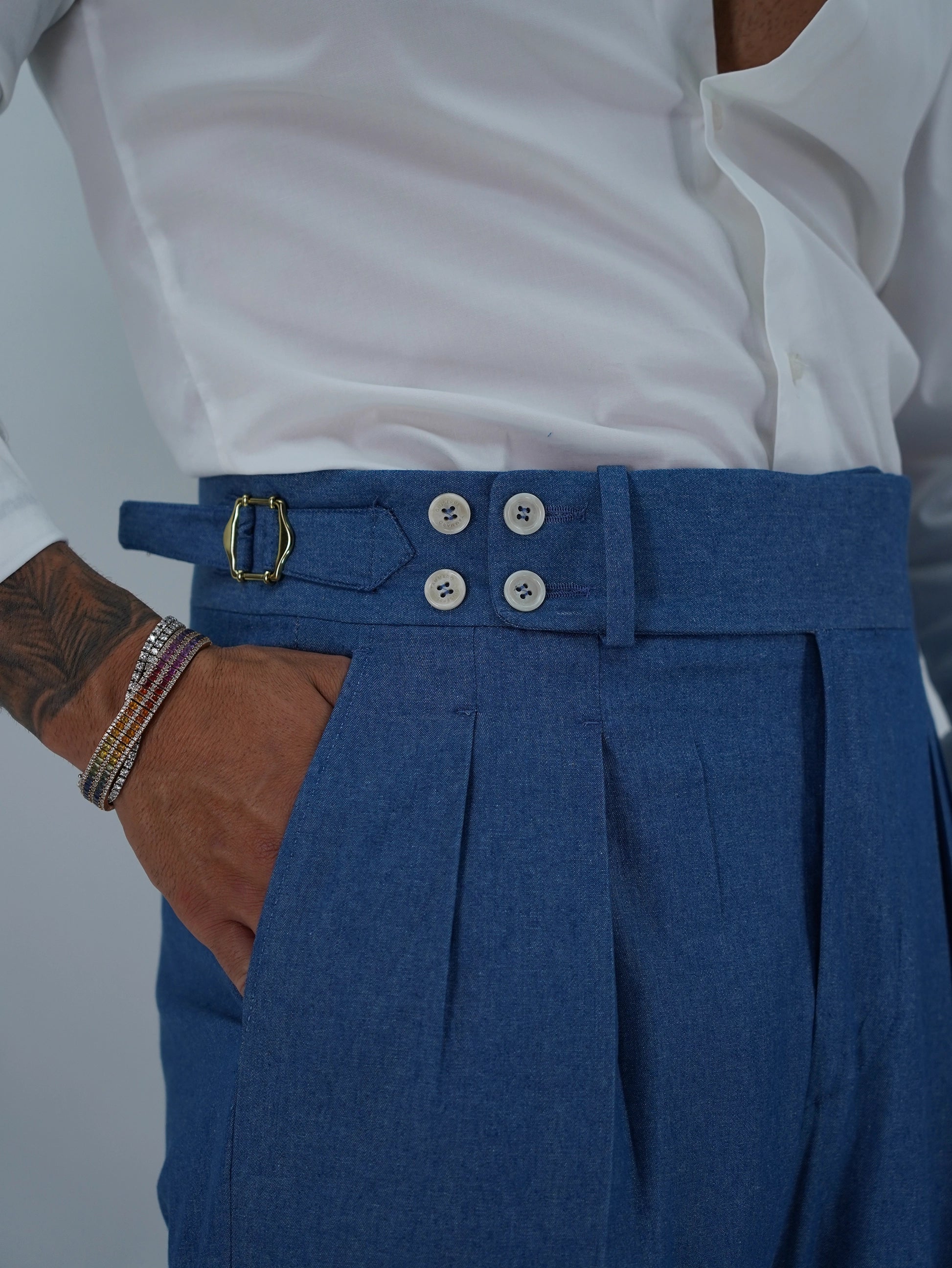 Gurkha Heritage 4 bottoni - Fondo 22/25cm | Doppia Fibbia Regolabile | Jeans Chiaro