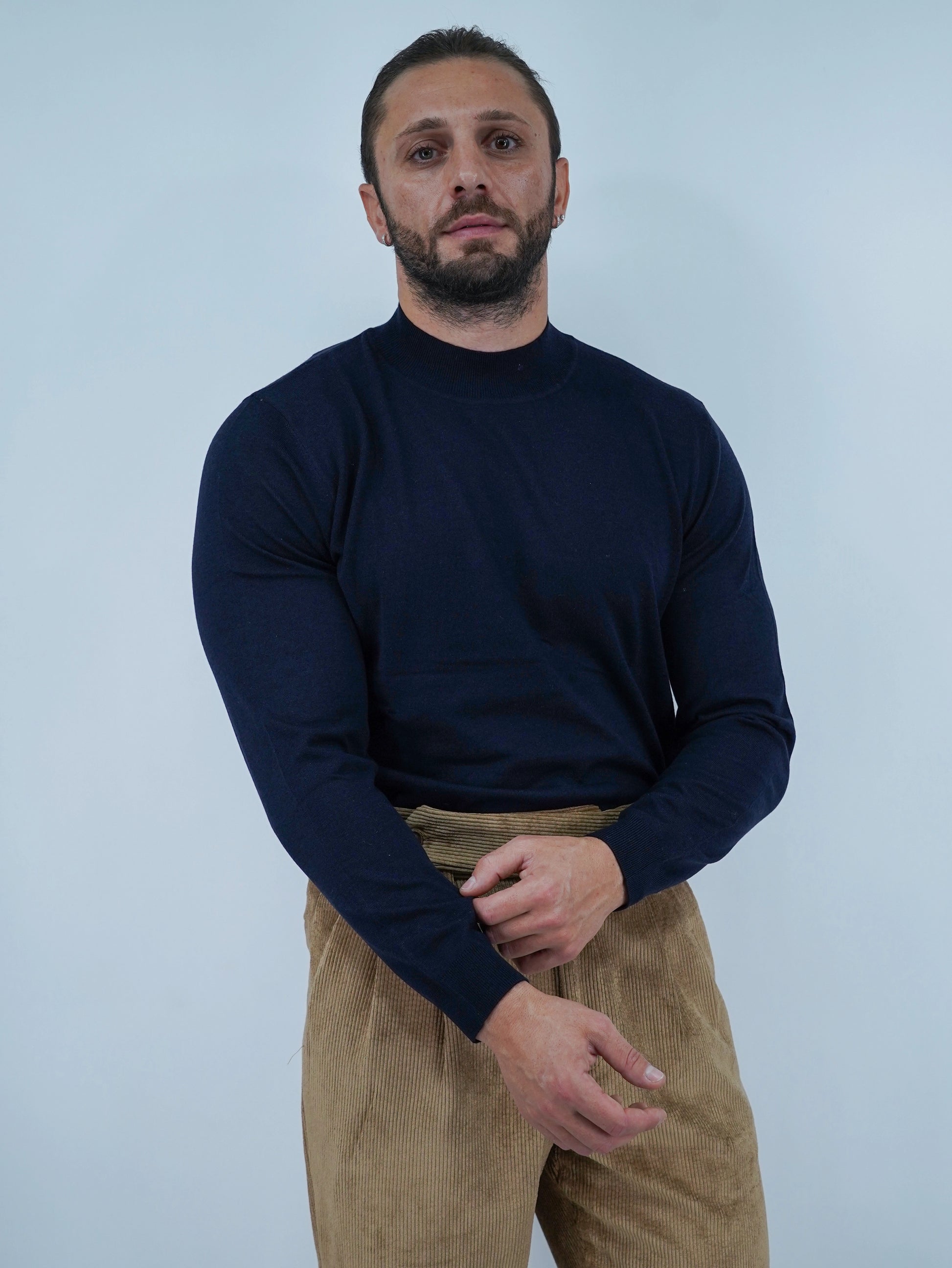 Lupetto in filo blu notte