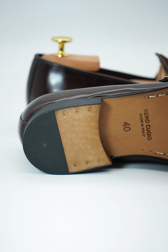 Mocassino doppiafibbia con frange abrasivato e camoscio testa di moro