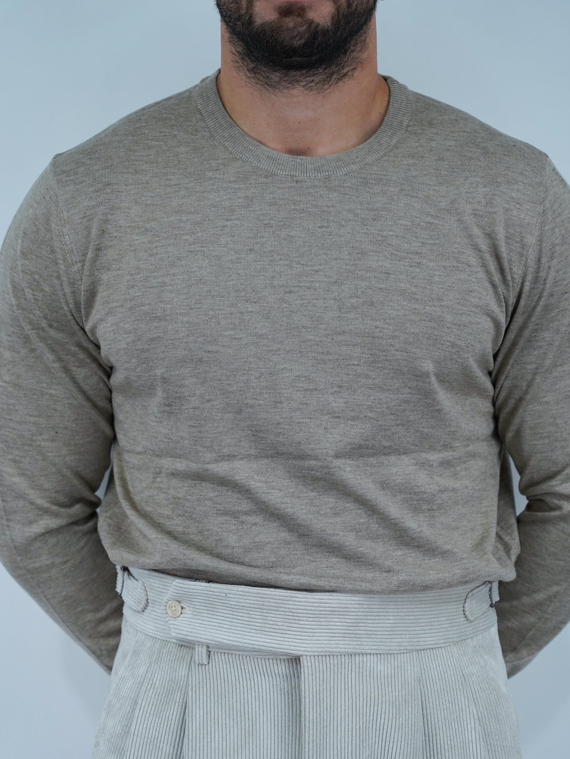 Girocollo in filo beige