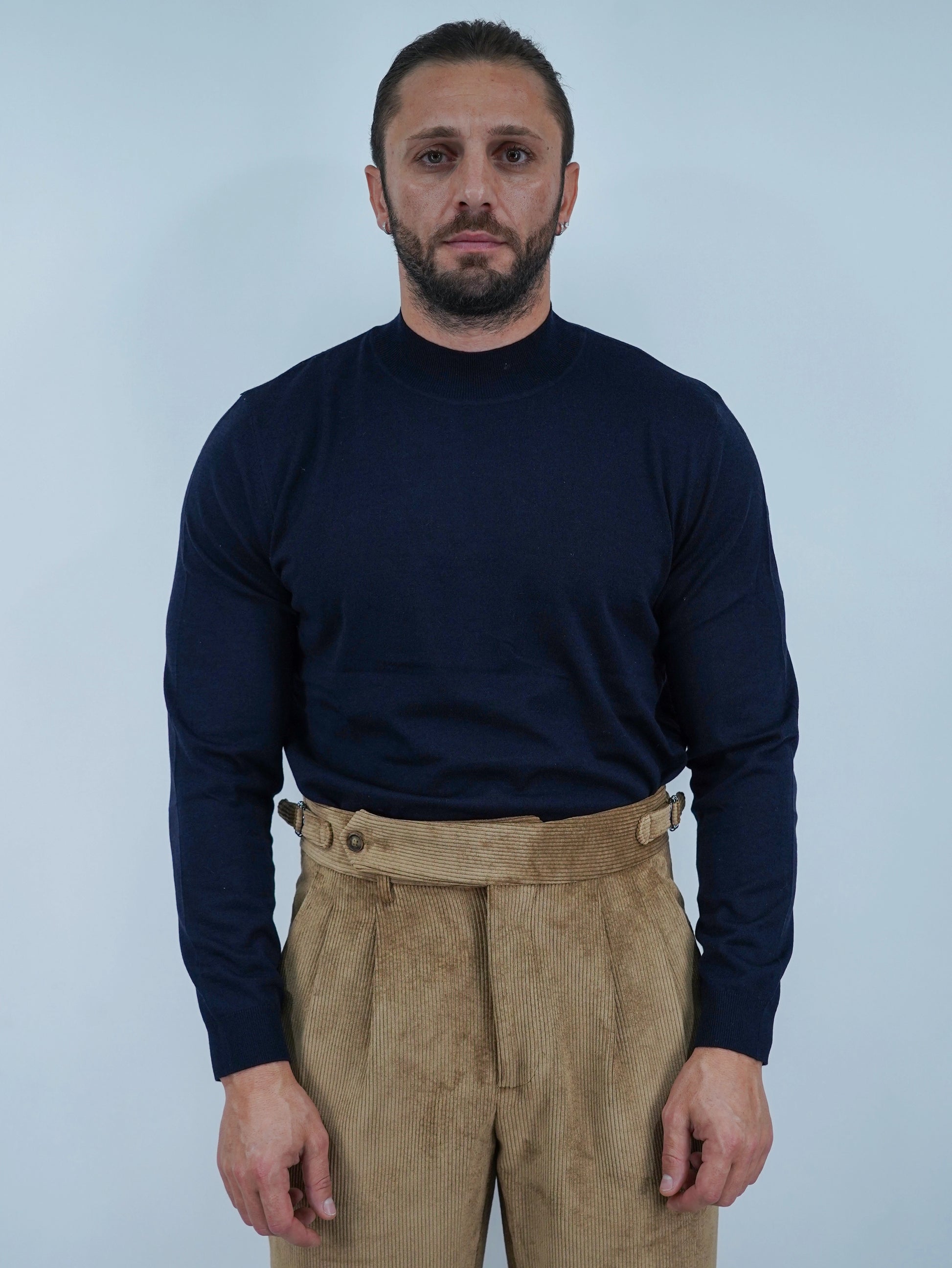 Lupetto in filo blu notte