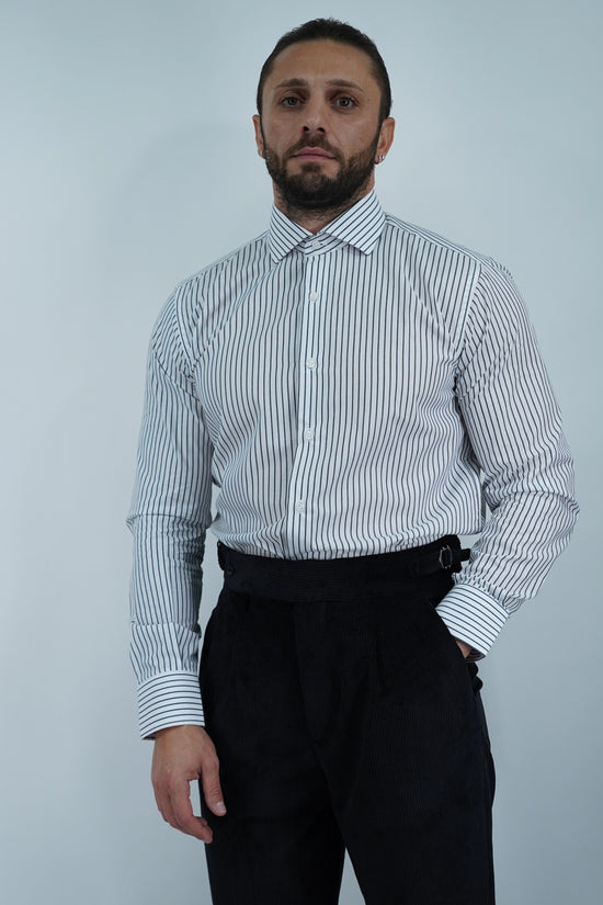 Camicia collo francese bianca rigo nero