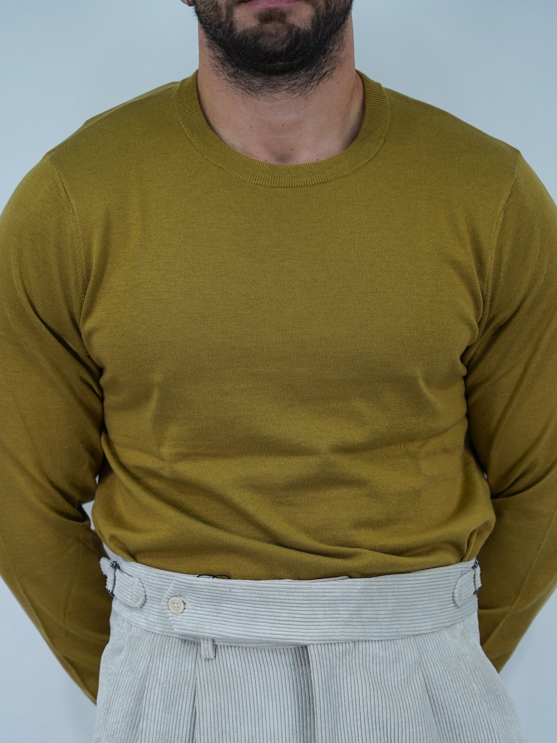 Girocollo in filo senape