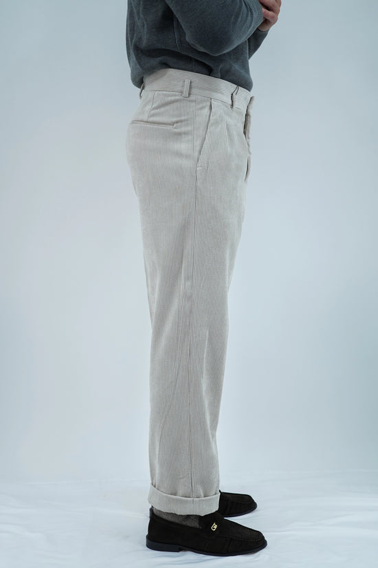 Gurkha con passanti in velluto a coste avorio fondo 23cm