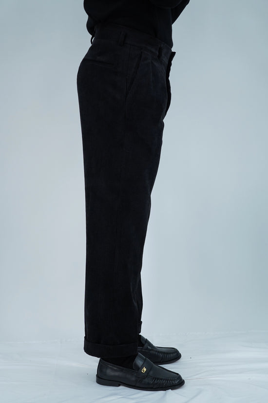 Gurkha con passanti in velluto a coste nero fondo 23cm