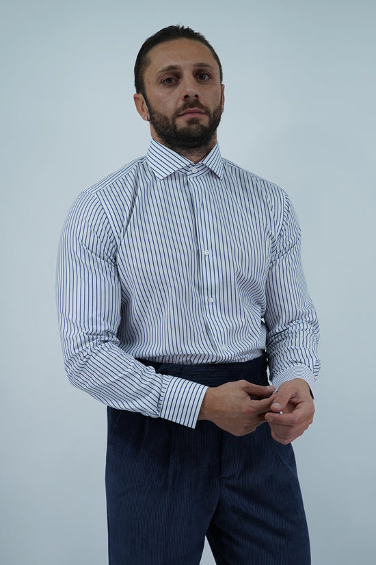 Camicia collo francese bianca rigo blu