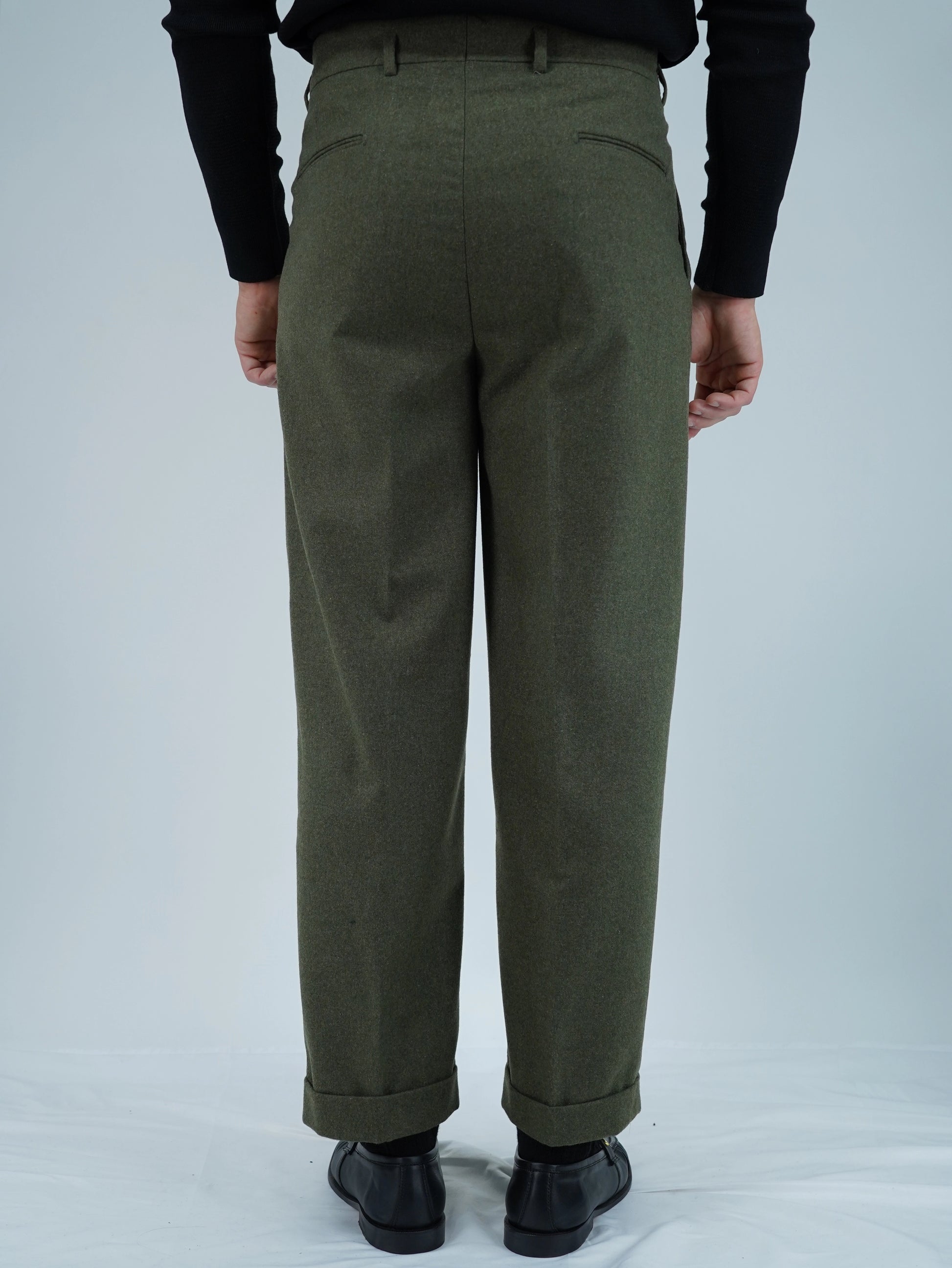 Gurkha con passanti in flanella verde foresta fondo 23cm