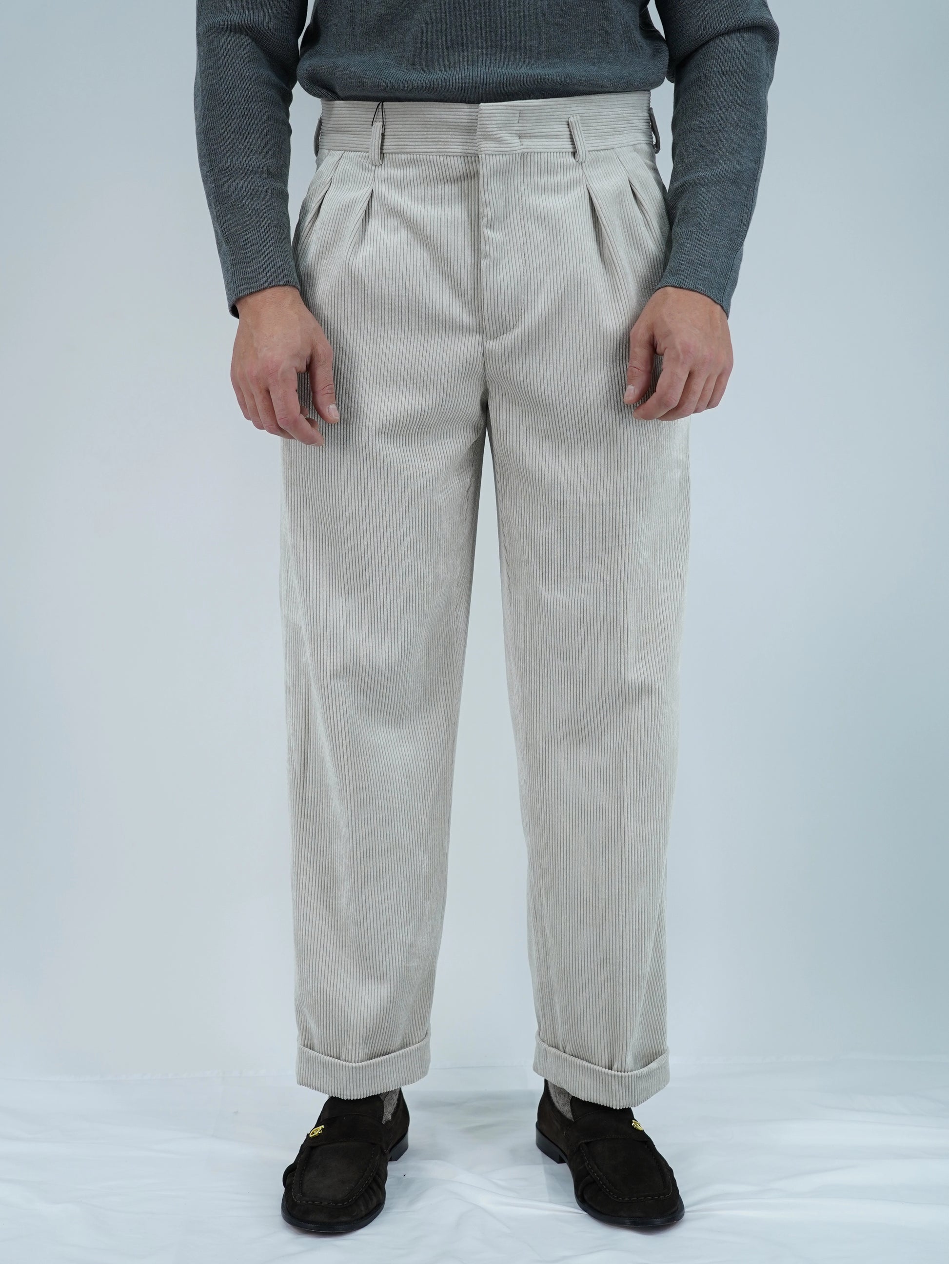 Gurkha con passanti in velluto a coste avorio fondo 23cm