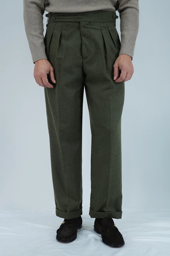 Gurkha biforcato in flanella verde foresta fondo 23cm