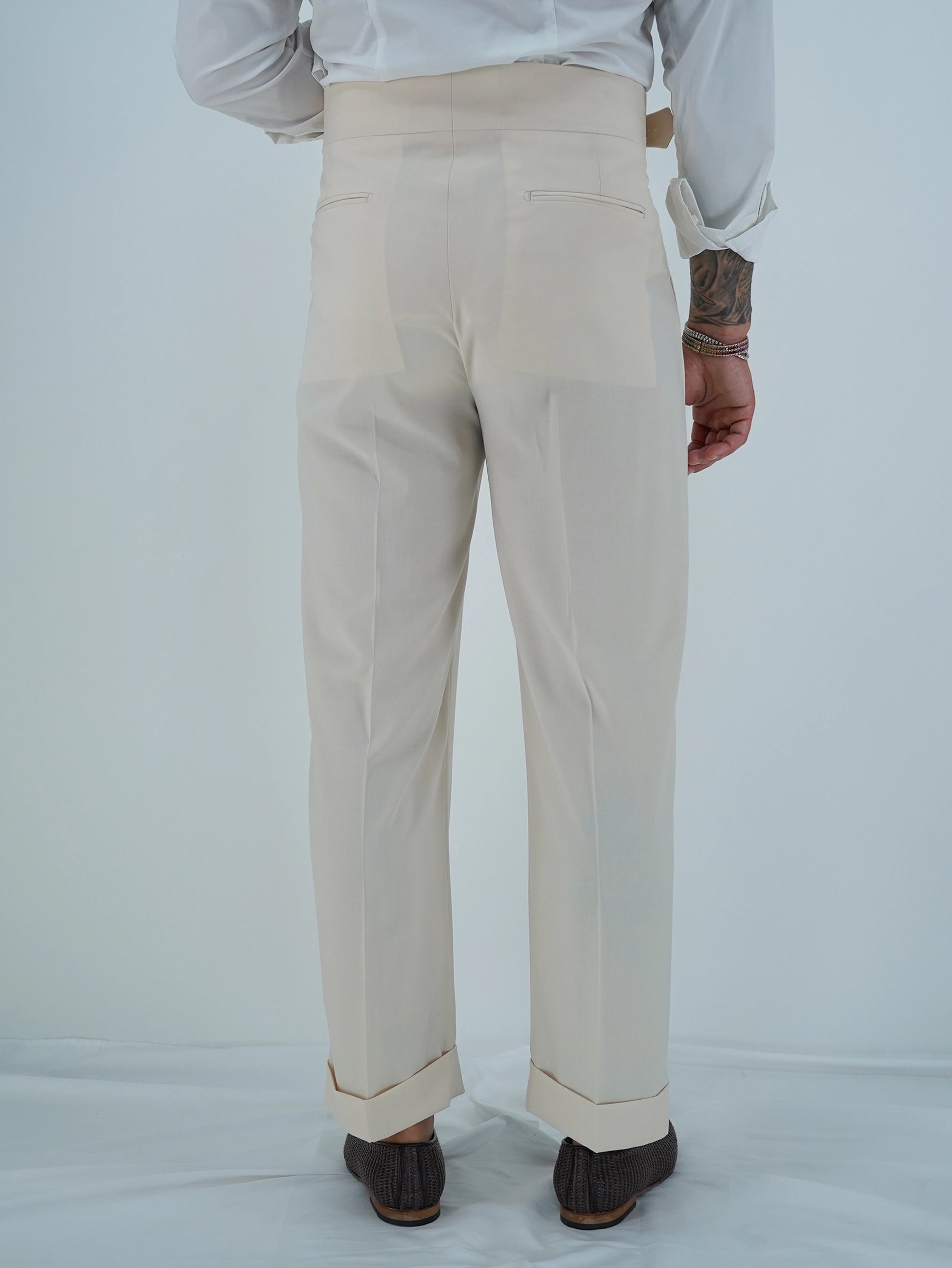 Gurkha Heritage Con Fibbia Laterale- Fondo 22/25cm | Doppia Fibbia Regolabile | Crema
