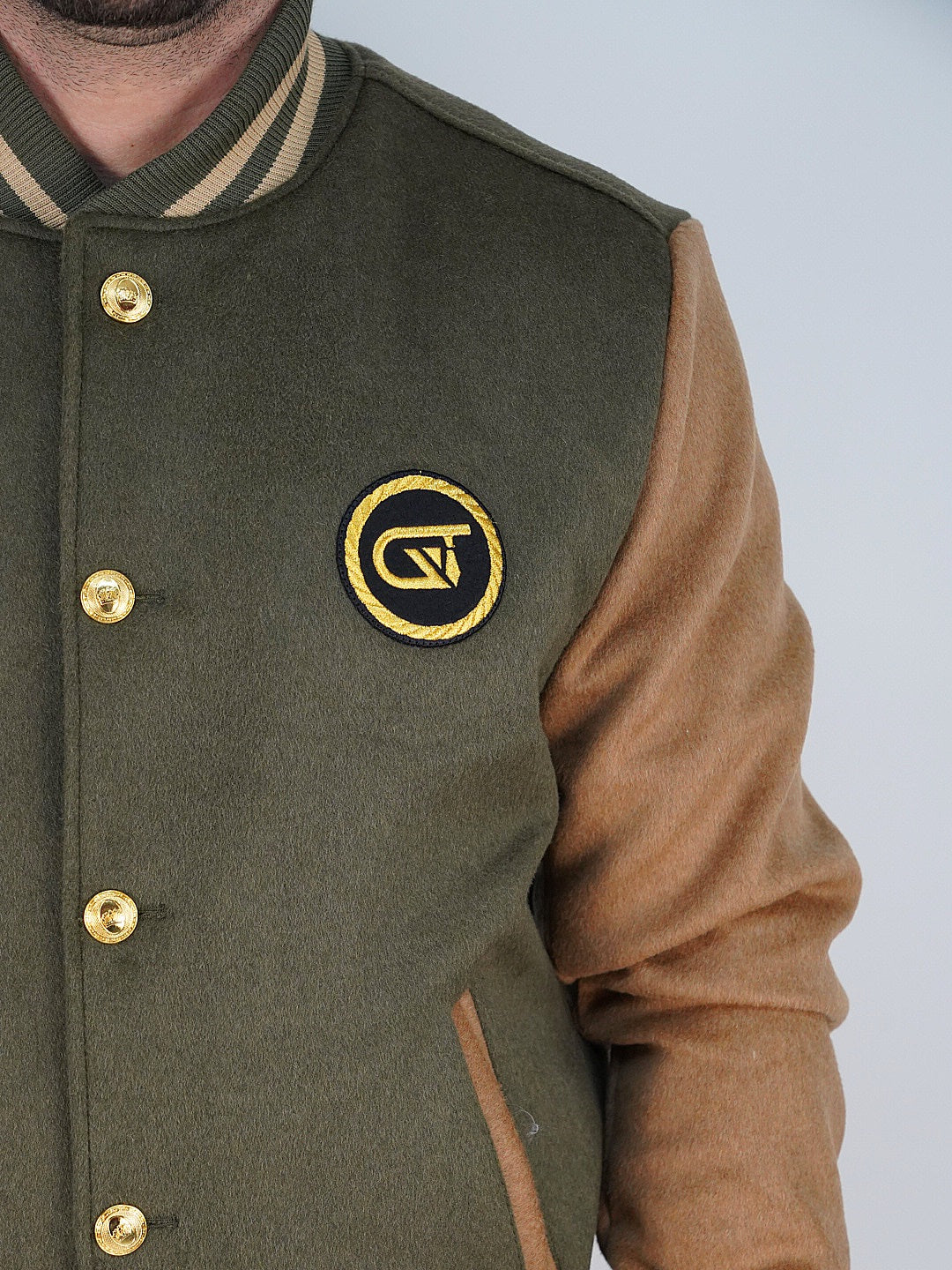 College verde e beige