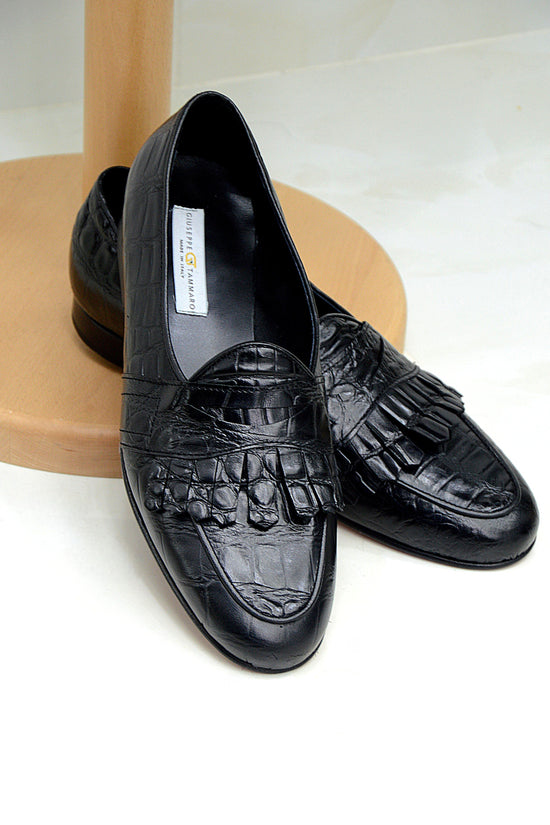 Mocassini con benda e frange cocco nero