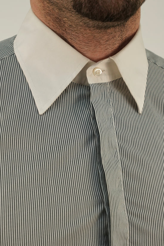 Camicia fantasia mille righe collo a vela con bottoni a scomparsa verde