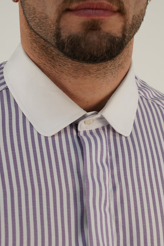 Camicia collo club a righe lilla e bianco