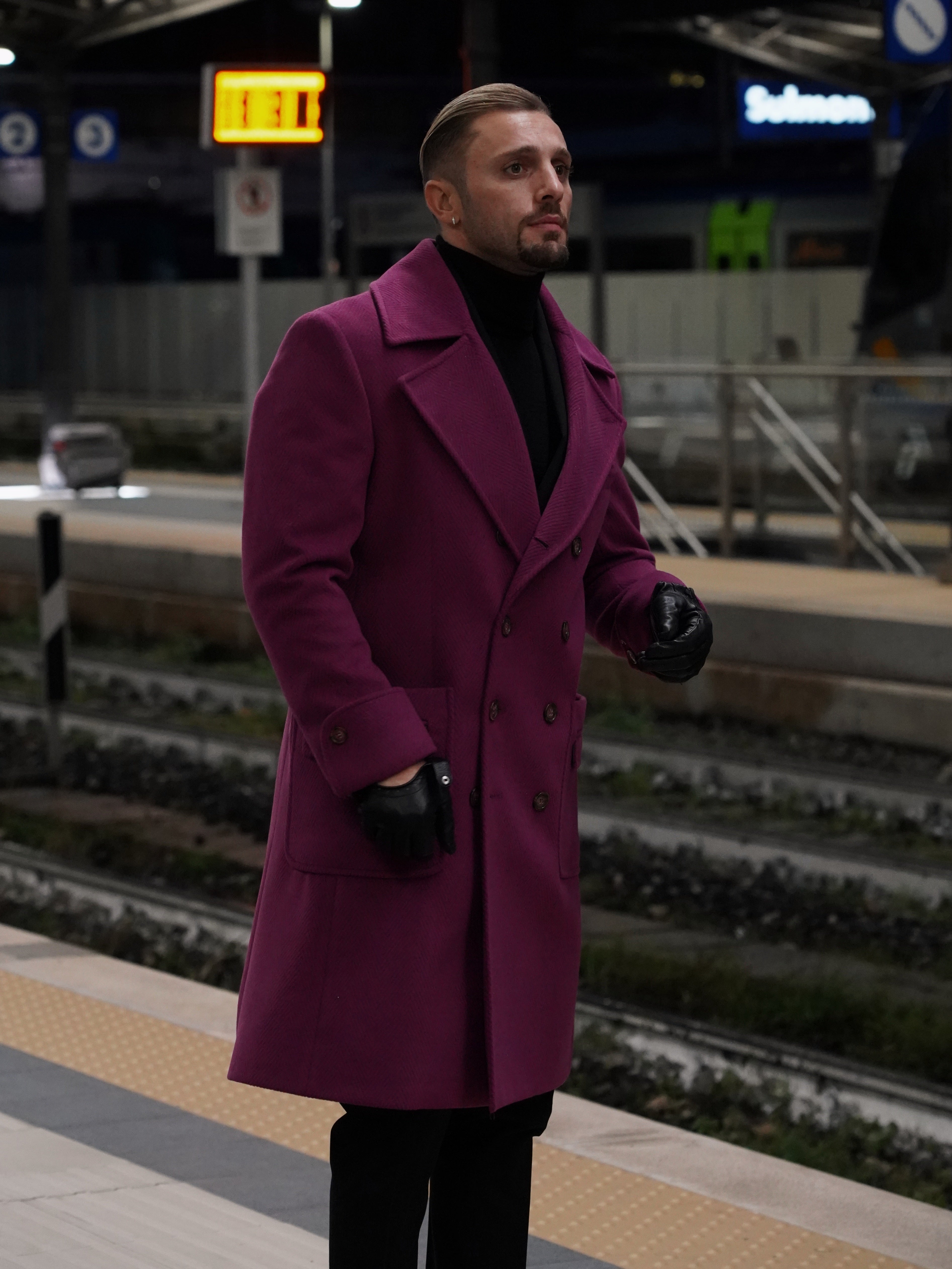Cappotto Chesterfield Spigato Prugna