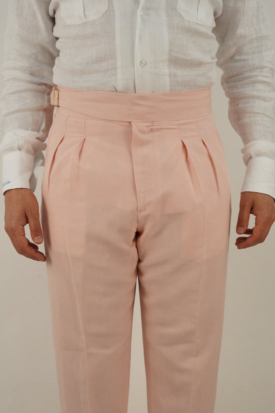 Gurkha in lino rosa con fibbia laterale regolabile