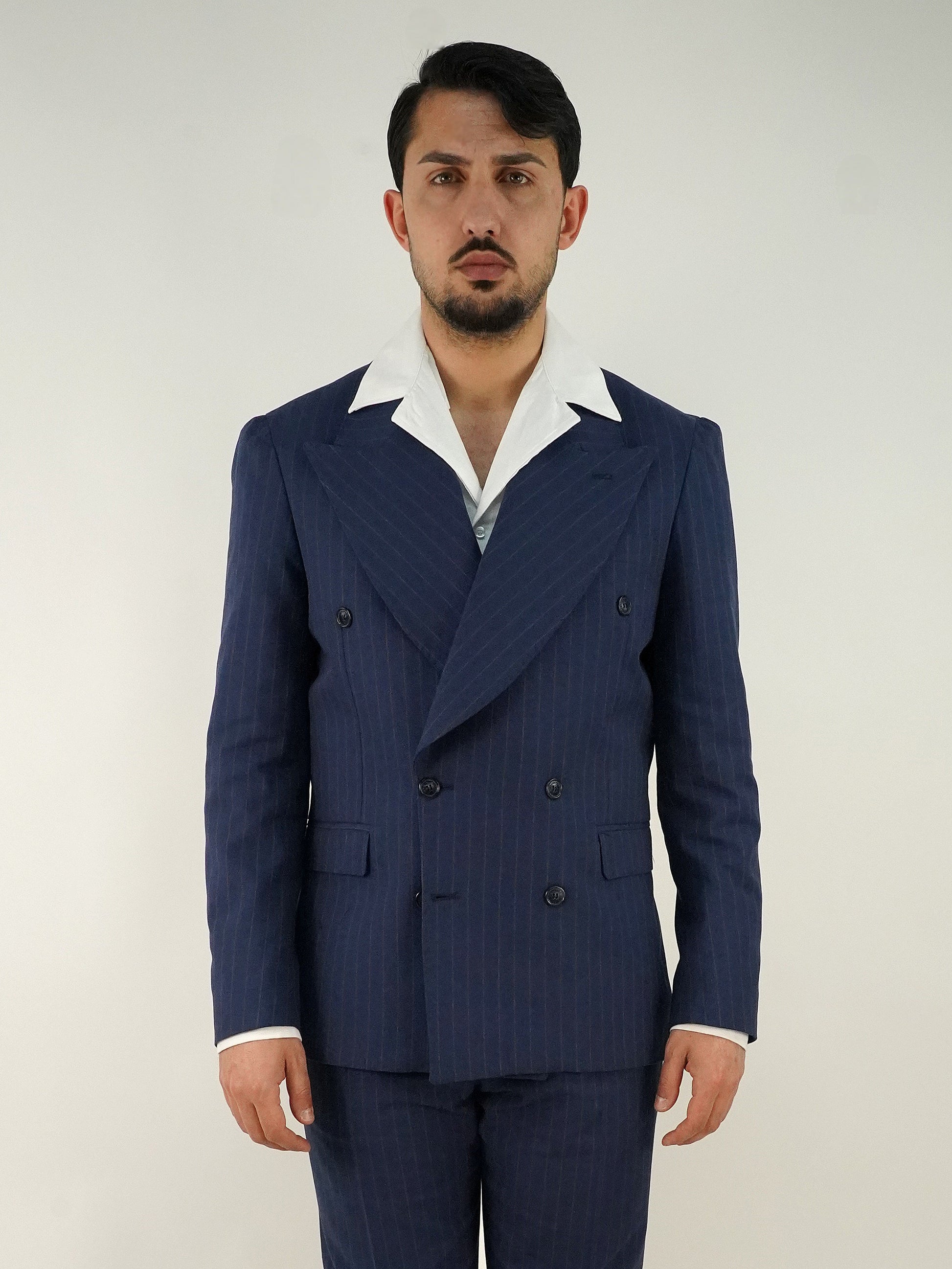 Abito Extensive doppiopetto petto a lancia blu gessato rigo marrone