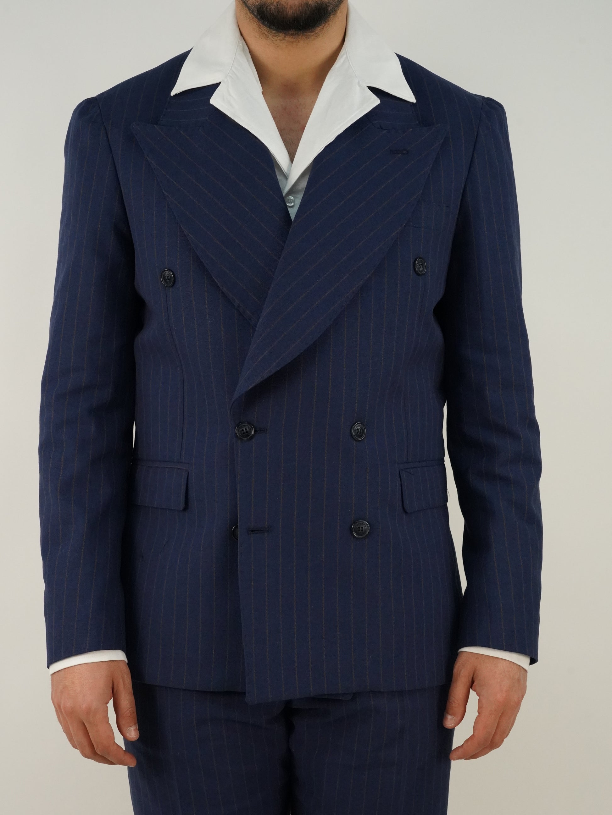 Abito Extensive doppiopetto petto a lancia blu gessato rigo marrone