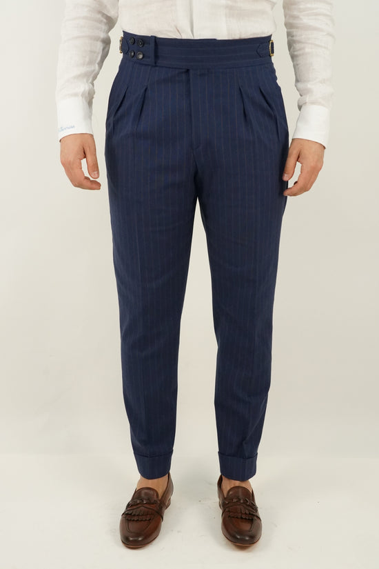 Abito Extensive doppiopetto petto a lancia blu gessato rigo marrone