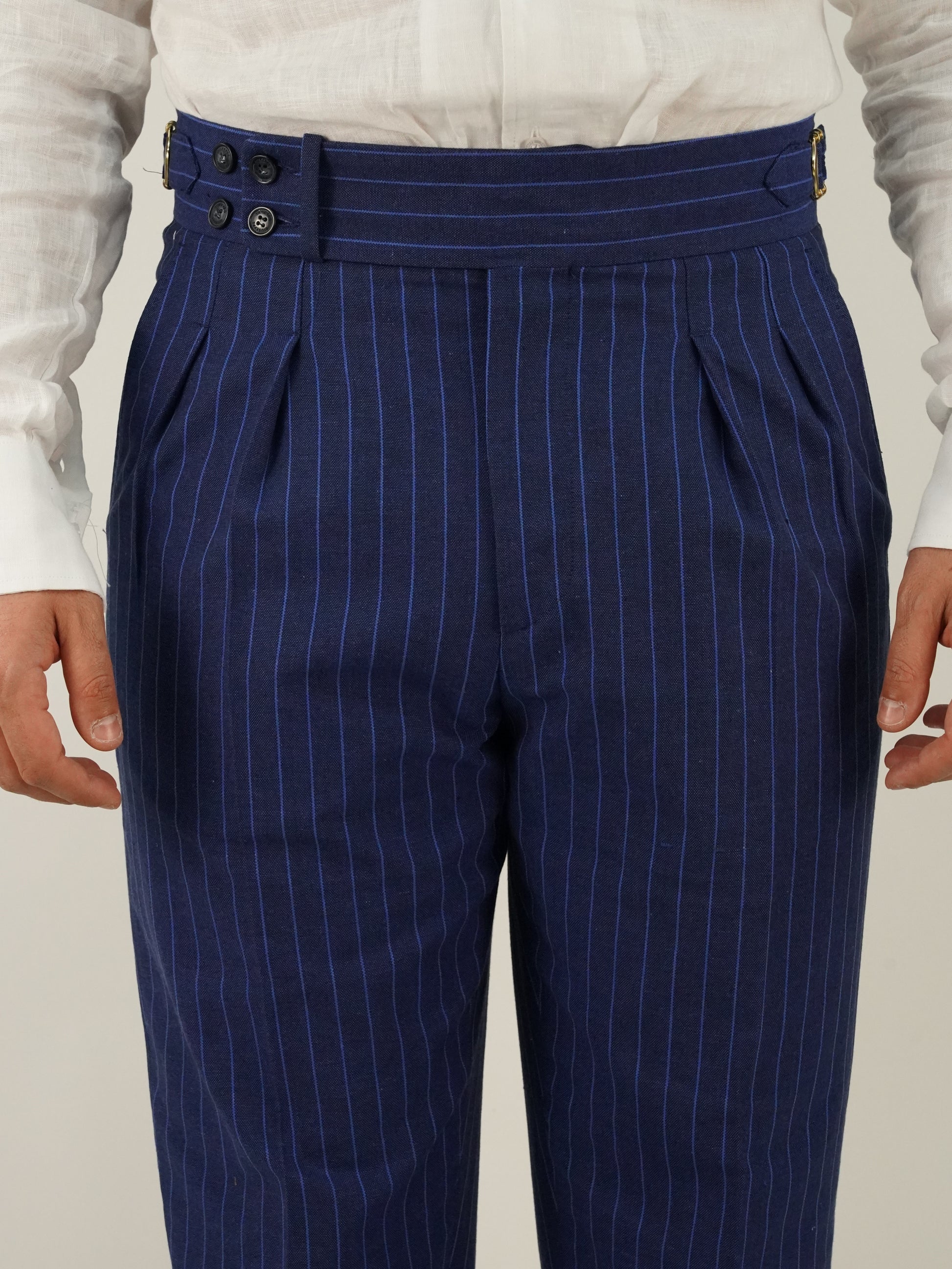 Gurkha blu gessato rigo azzurro con 4 bottoni e fibbie stringenti laterali