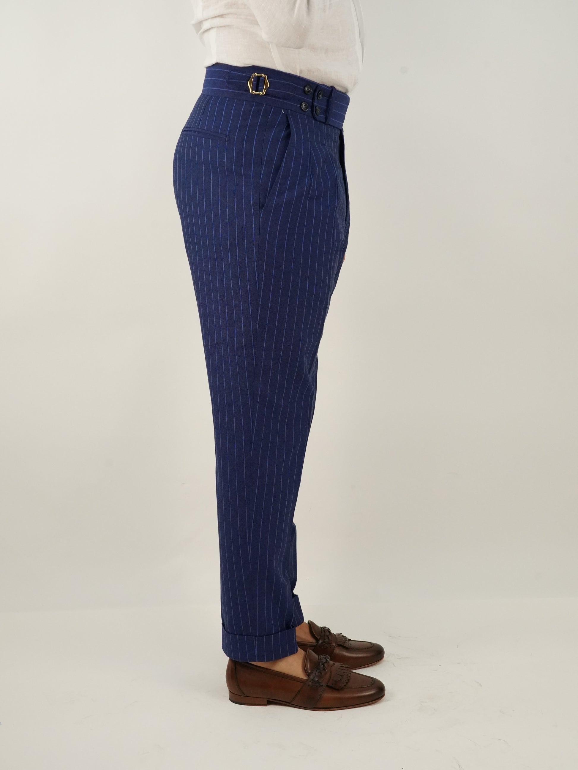 Gurkha blu gessato rigo azzurro con 4 bottoni e fibbie stringenti laterali